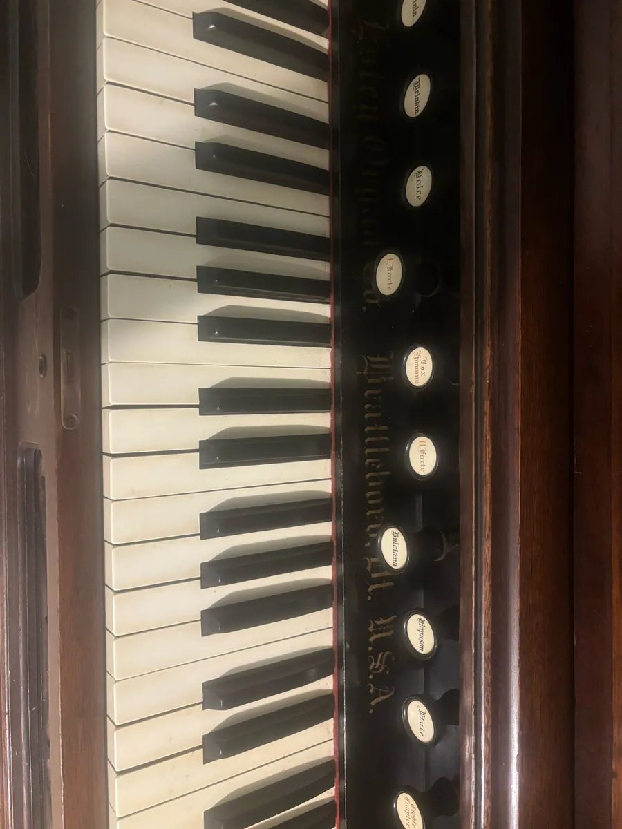 An Antique Reed Organ - Image 3