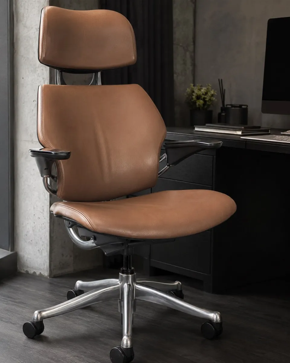 Humanscale Freedom Executive-officeErgon Chair - Image 1
