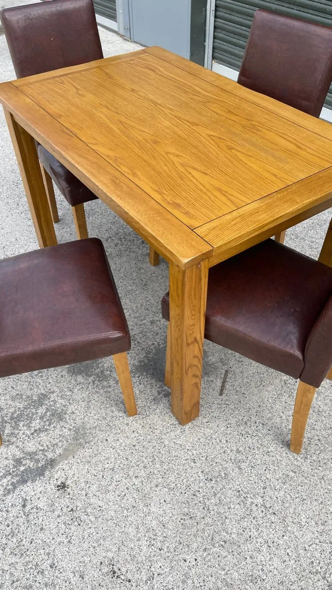 Dinning table with chairs - Image 4
