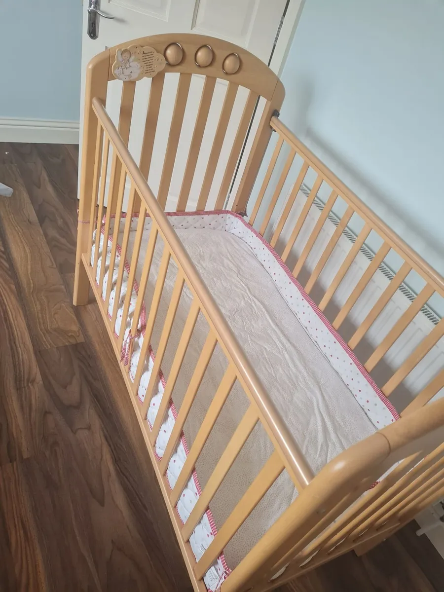 Cot - Image 1