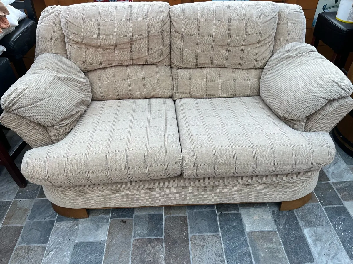 Furniture suite - Image 2