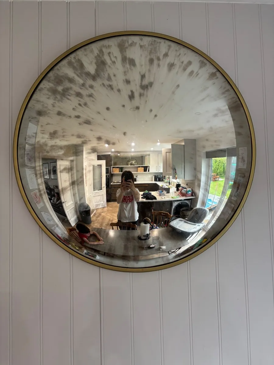 95cm Large Convex Antiqued Mirror – Gold Frame - Image 4