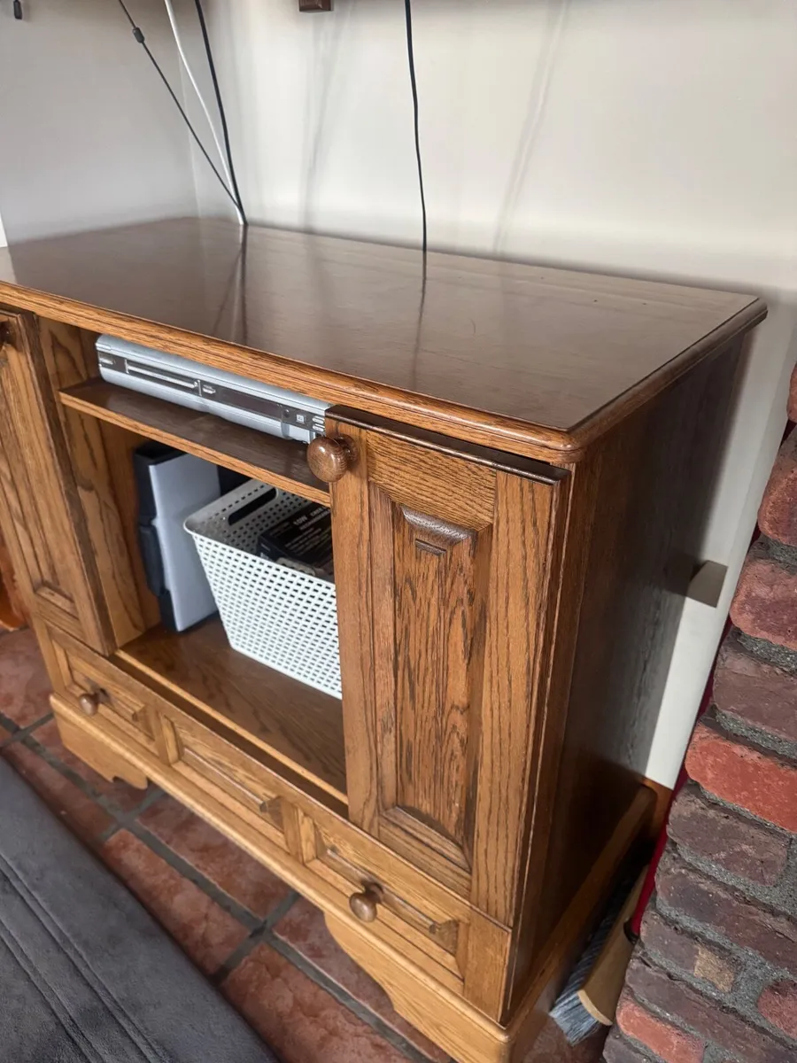 Oak wood cabinet - Image 2