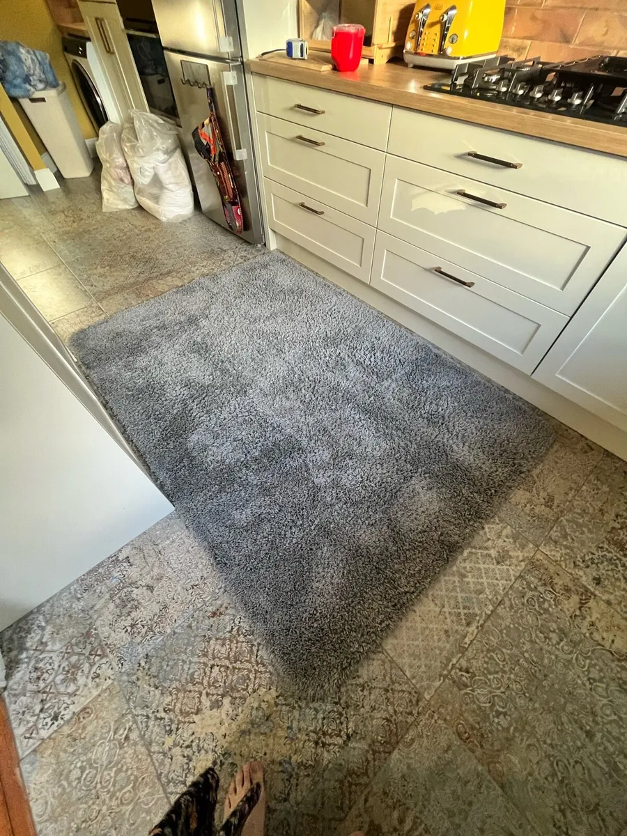 Rug - Image 2