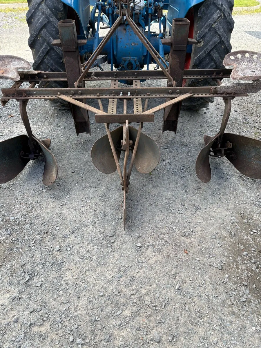 Ferguson drill plough - Image 1