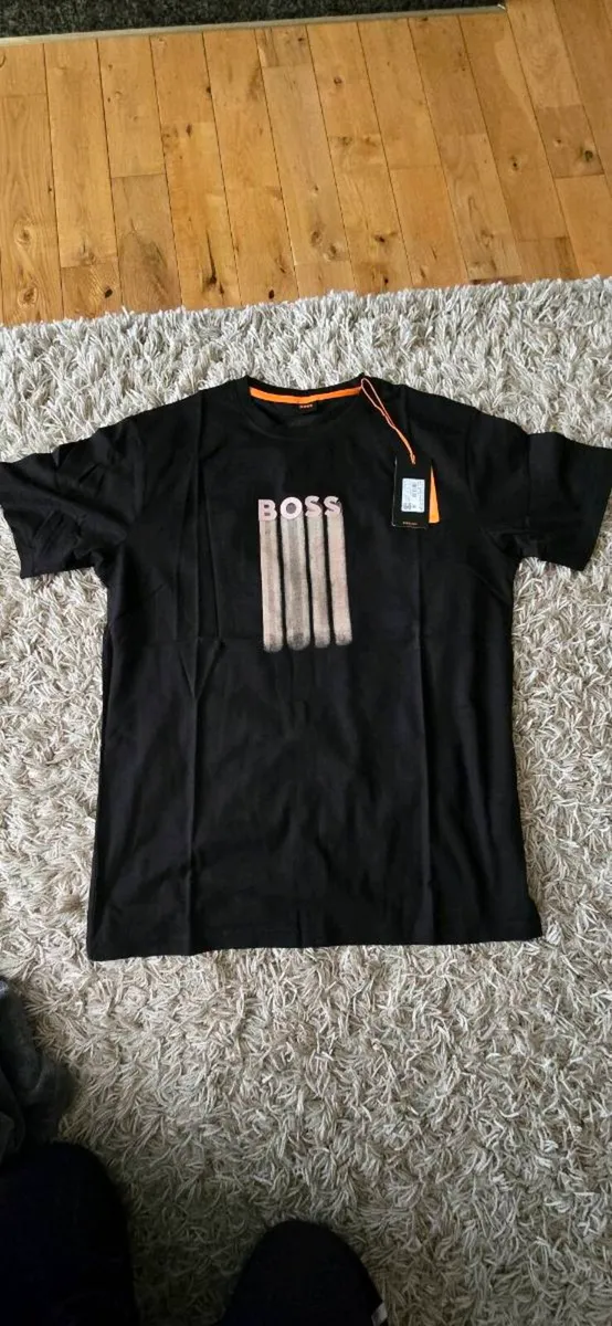 HUGO BOSS Mens T-shirt Size xl - Image 4