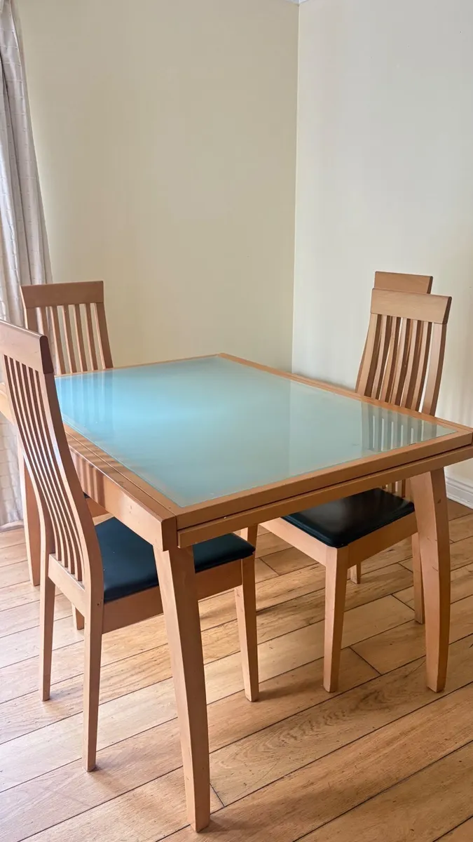 Dining table & 4 chairs FREE