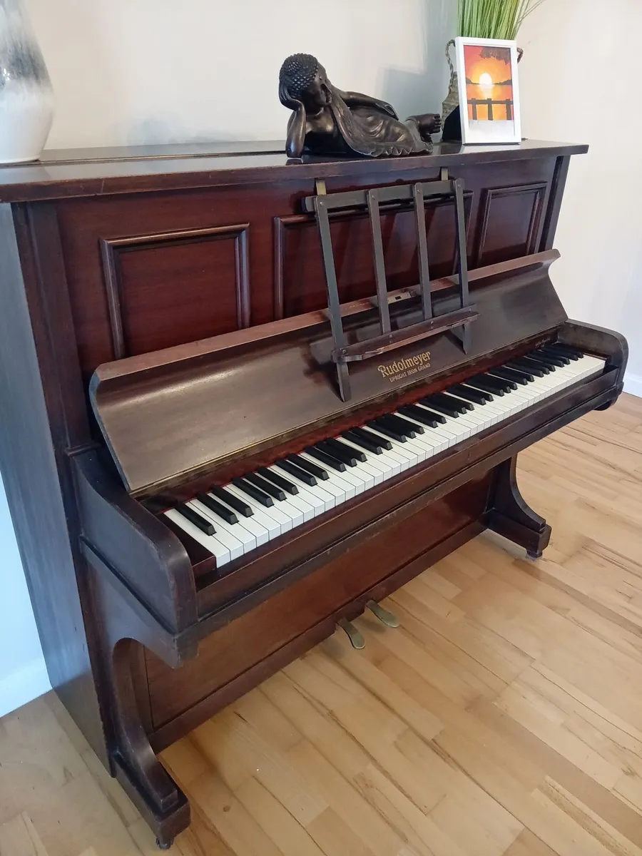 Upright Piano - Image 1