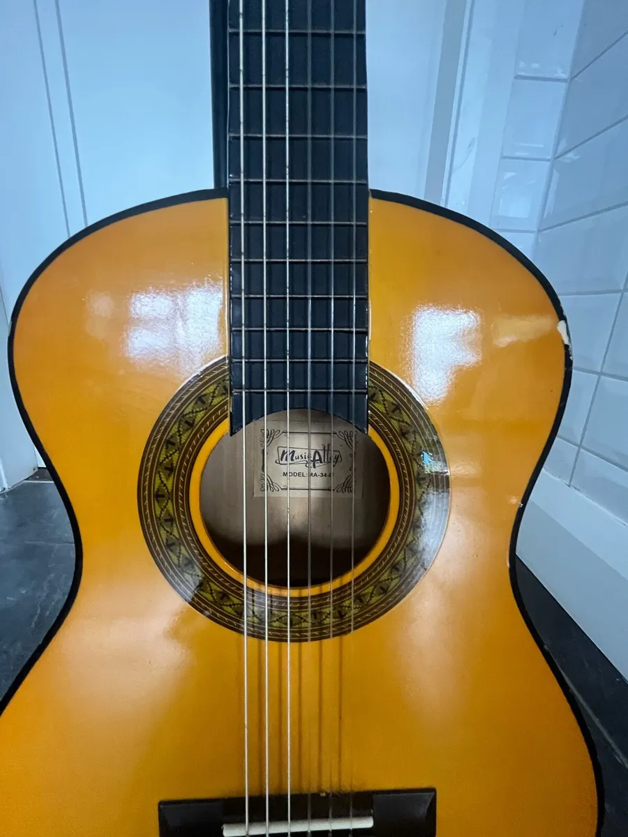 Guitar - Image 3
