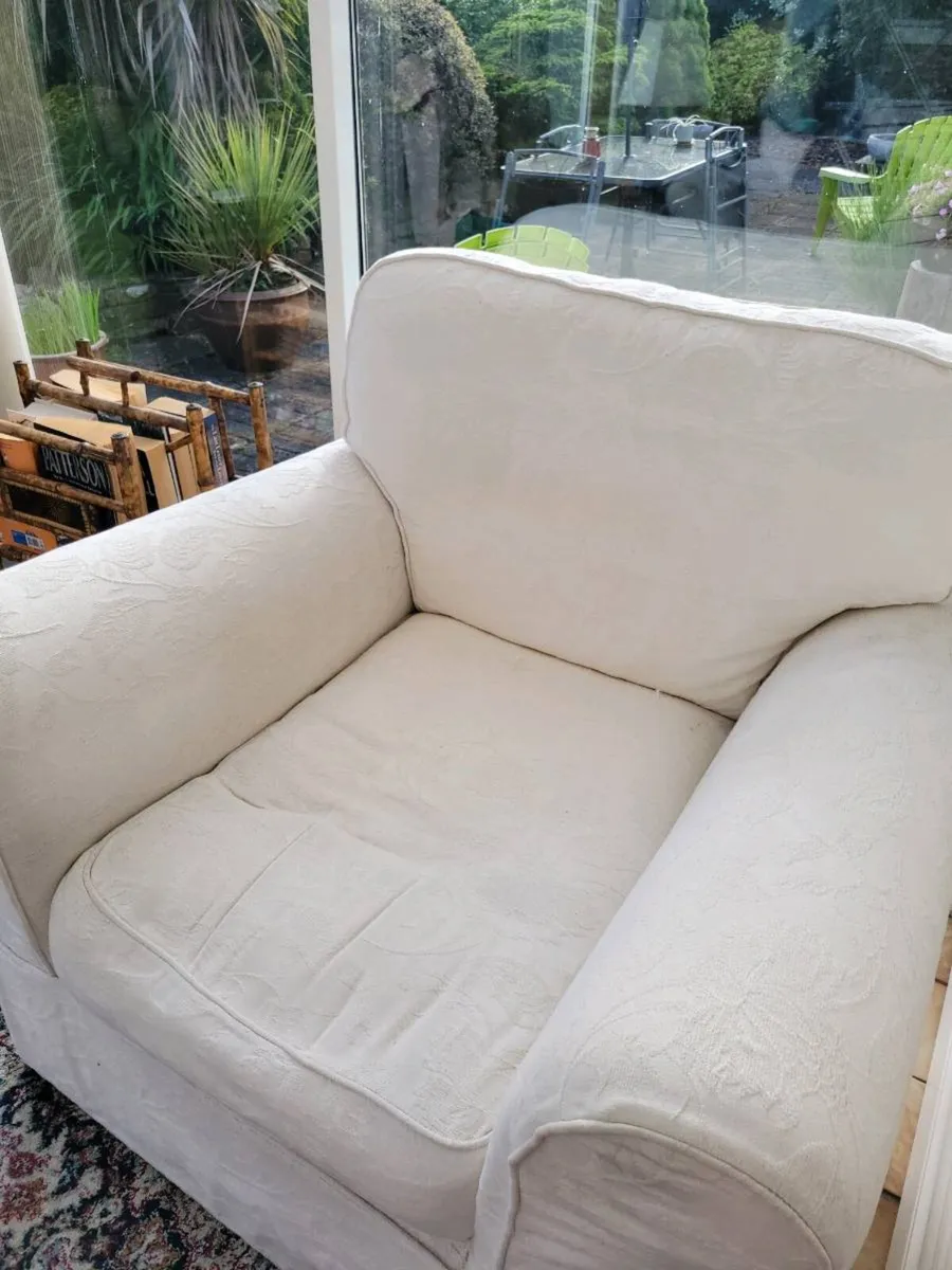 2 cream armchairs - Image 1