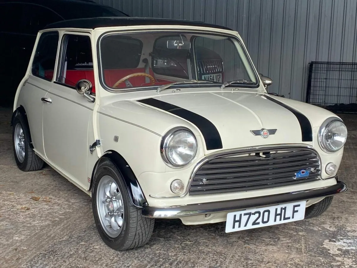 Front page mini mag car! - Image 4