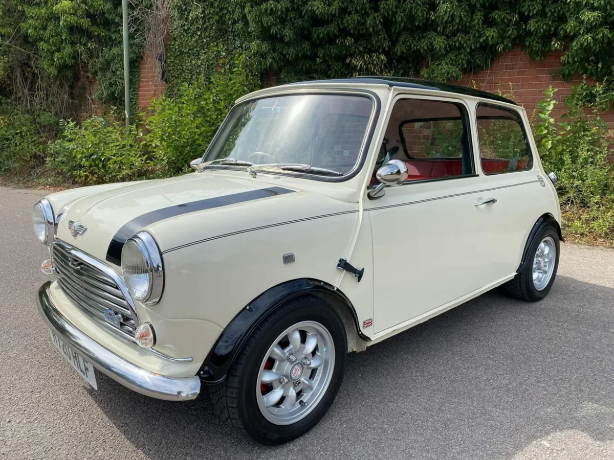 Front page mini mag car! - Image 2