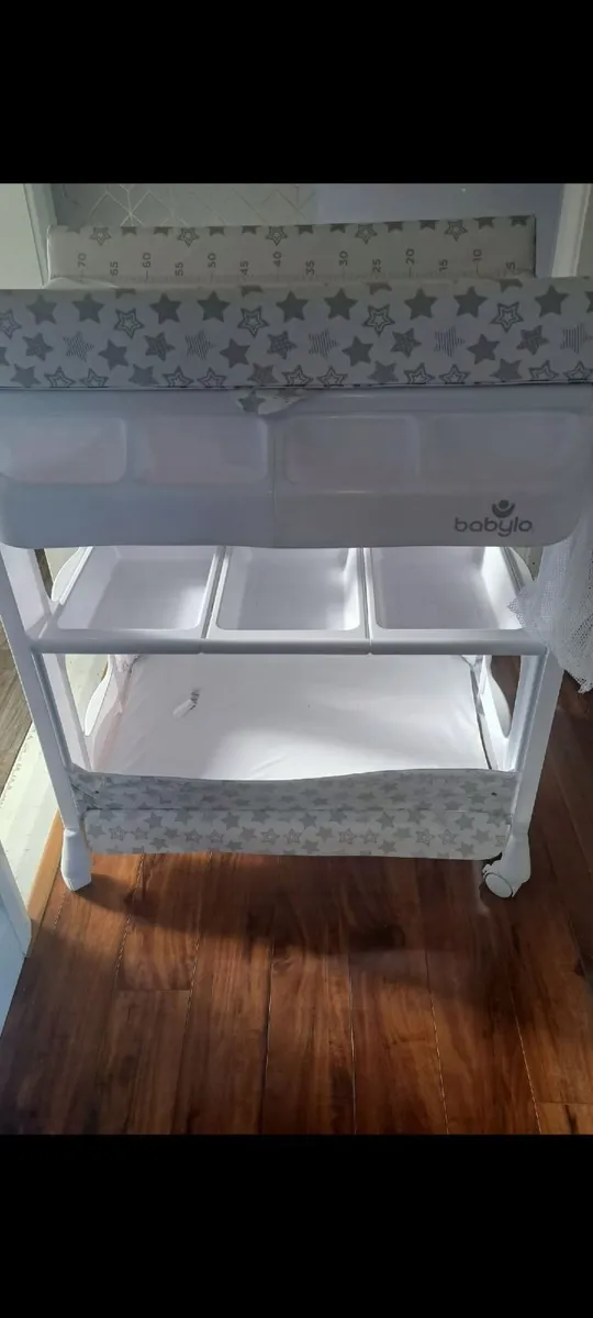 Babylo changing unit - Image 3