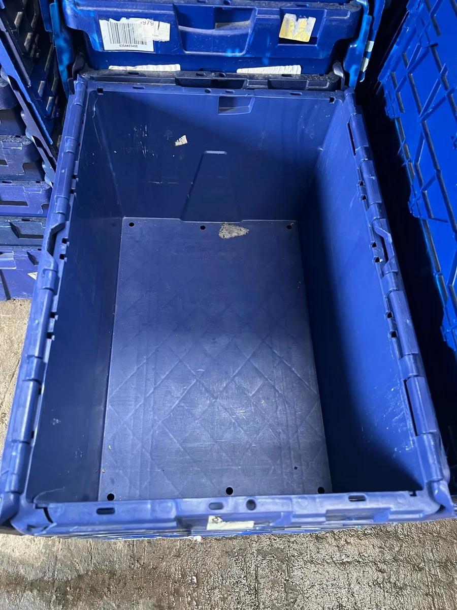 Plastic storage boxes with lids - Image 3