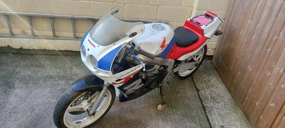 2 Honda CBR250R MC19 - Image 2