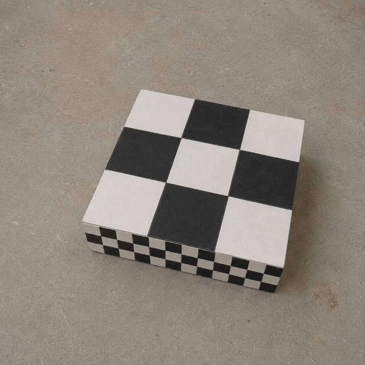 Decorative plinth - Image 2