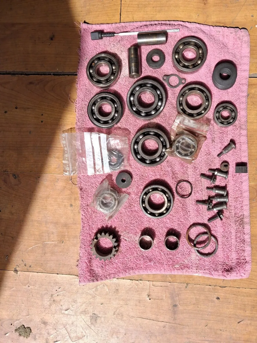 YAMAHA 1973 RT1 250 frame and spares - Image 3