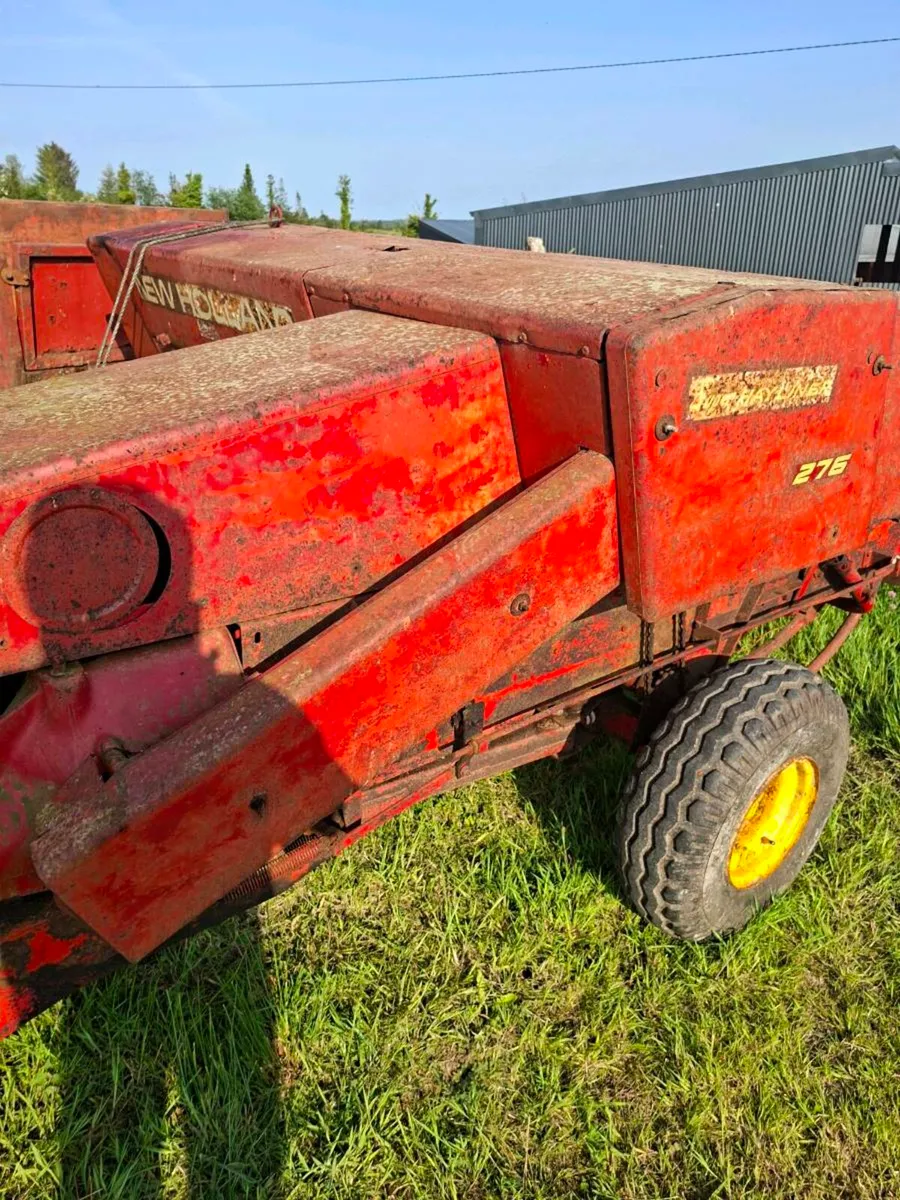 New Holland  square baler - Image 1