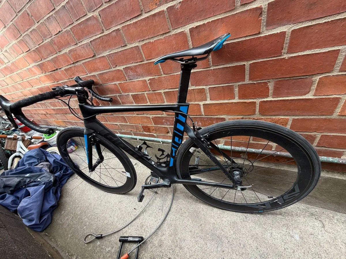 Giant Propel Bike - Image 3