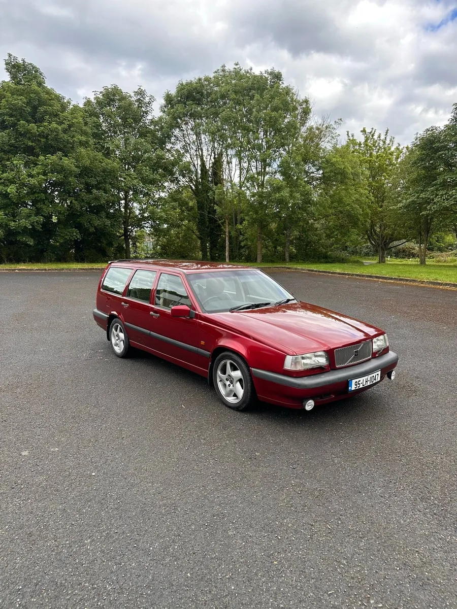 Volvo 850 T5 turbo wagon - Image 1