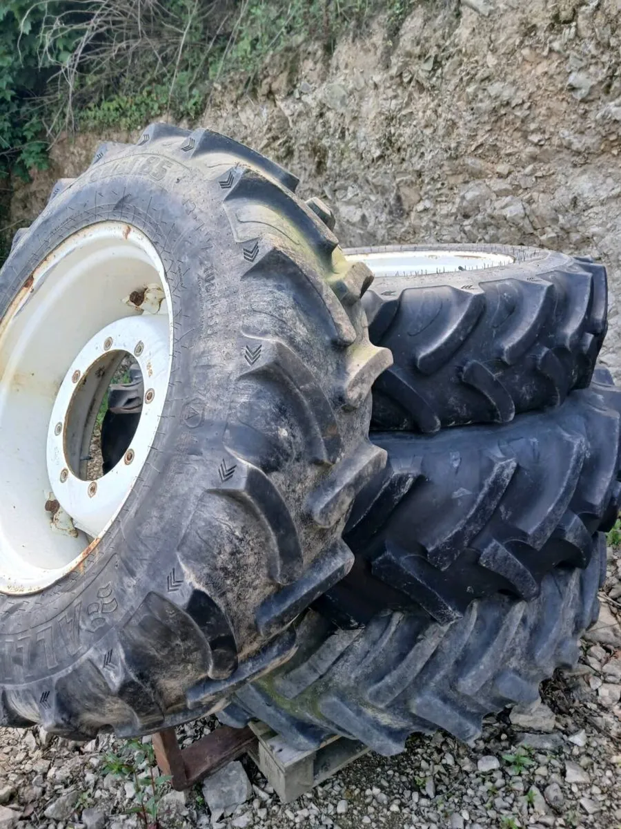 Fiat rims an tyres - Image 4