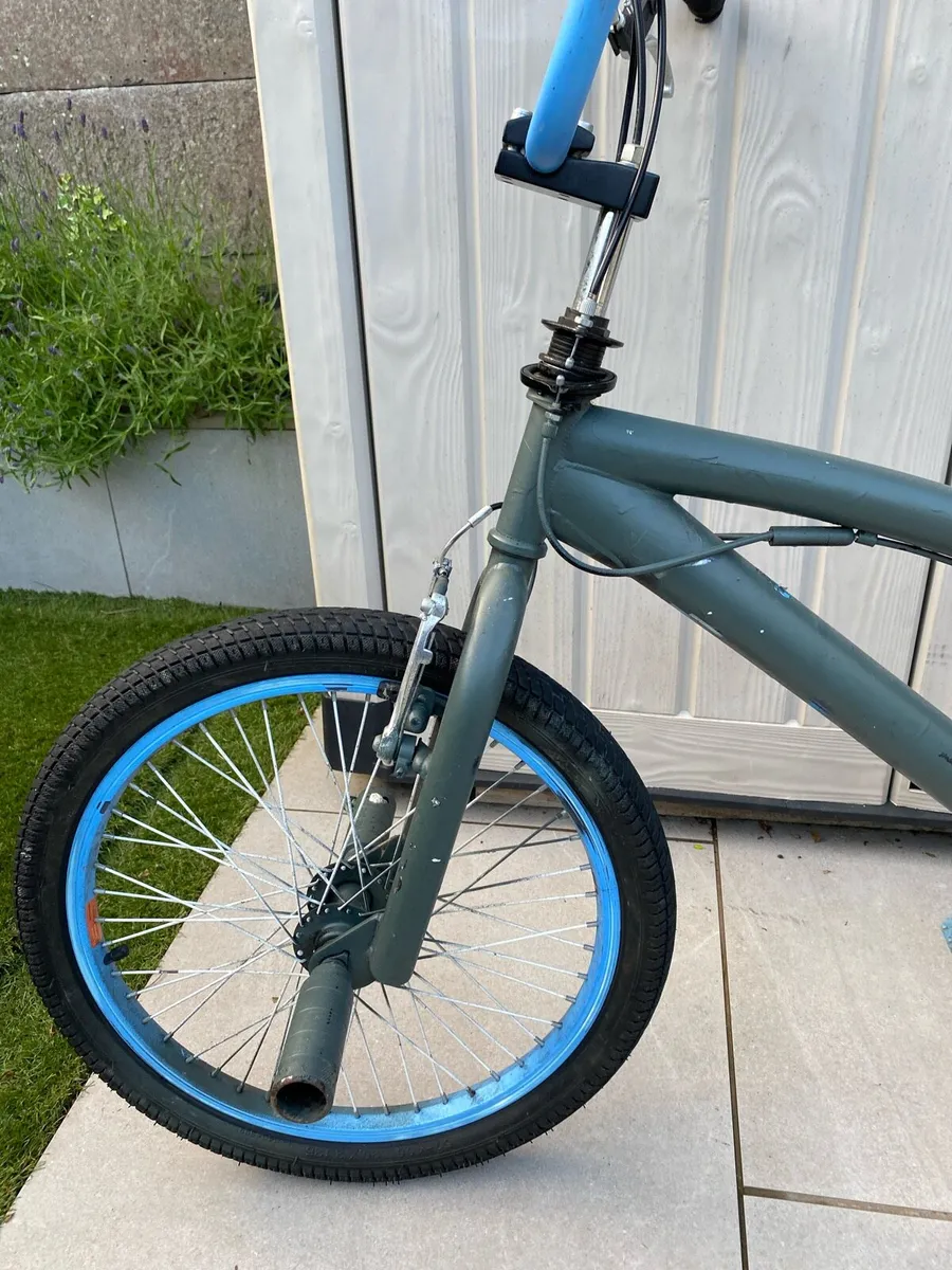 Bicycle - Image 2
