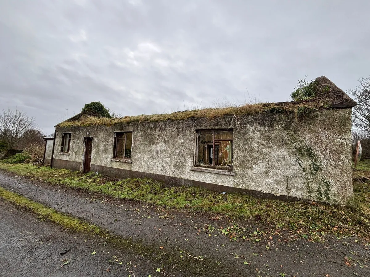Derelict Property Riverstown, Sligo - Image 1