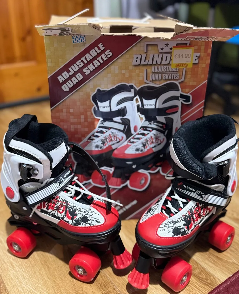 Adjustable Quad Skates UK size 4-7, Eur: 37-40, - Image 1
