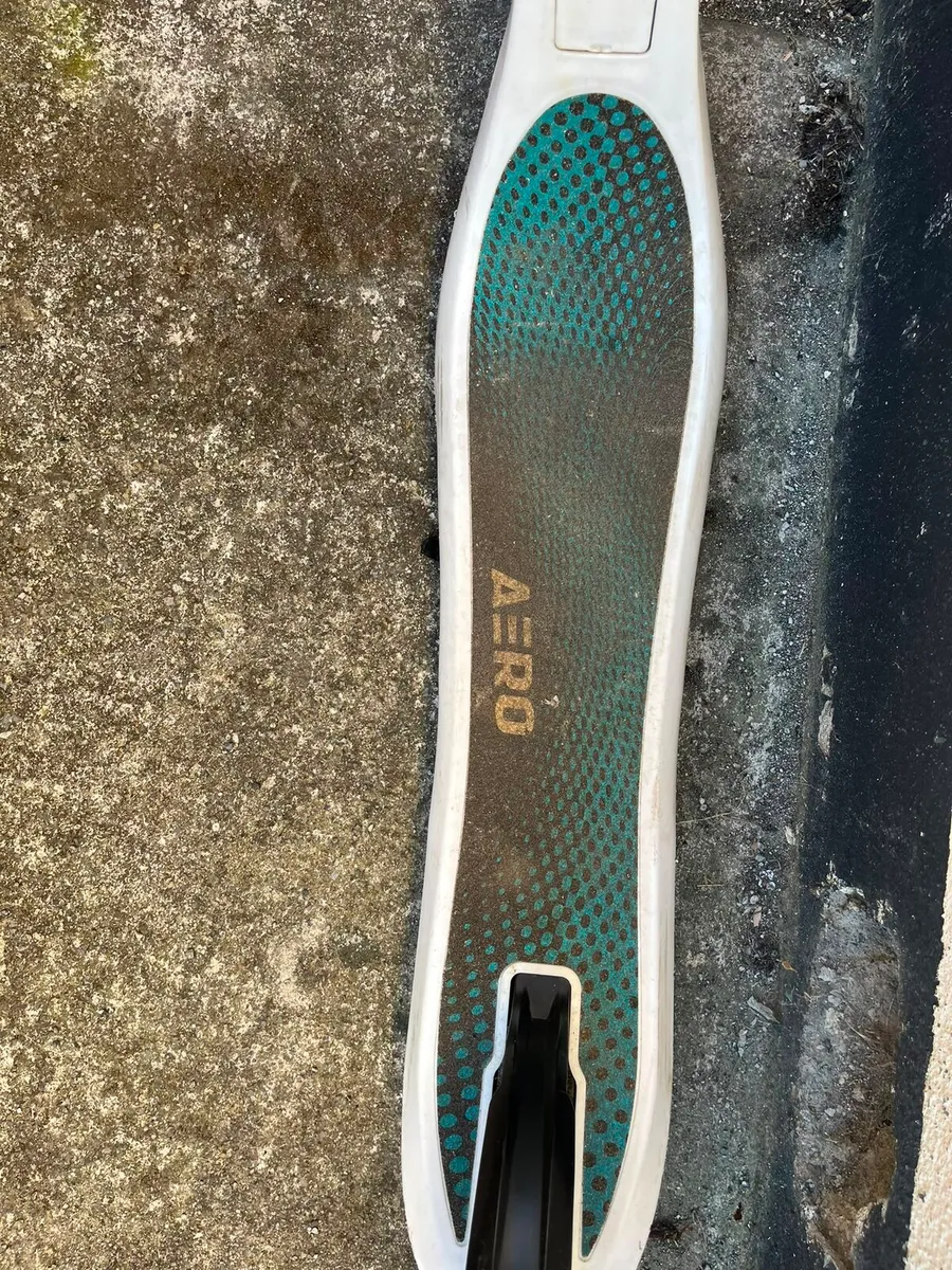 scooter - Image 2