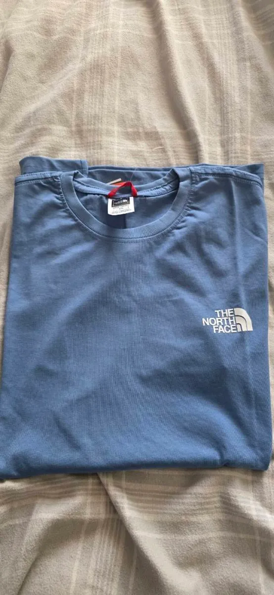 North face Mens T-shirt Size M - Image 2