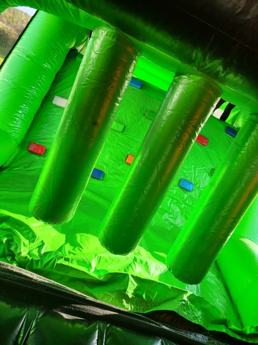 Bounce castle/Disco house - Image 3