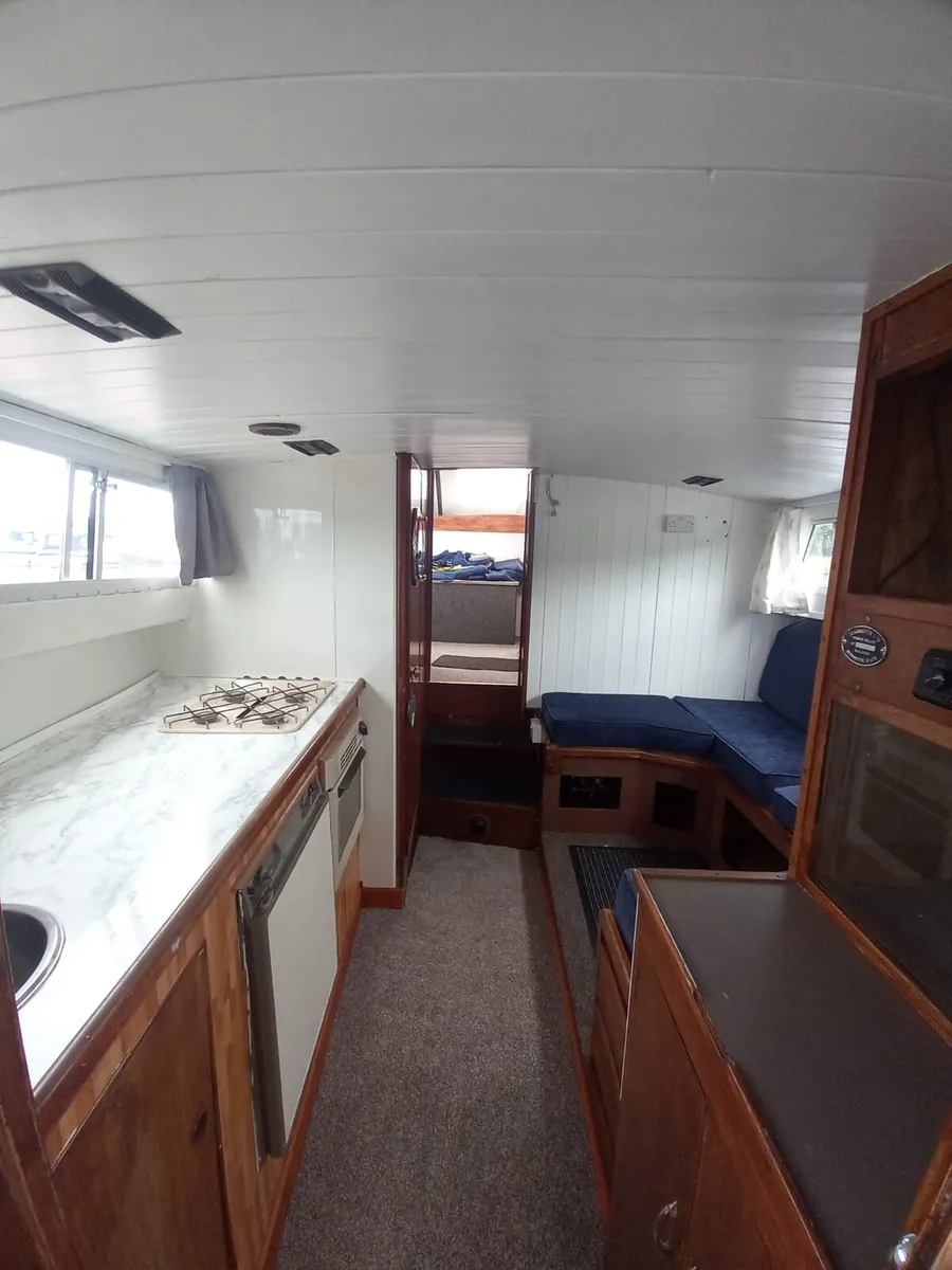 River cruiser - Image 4