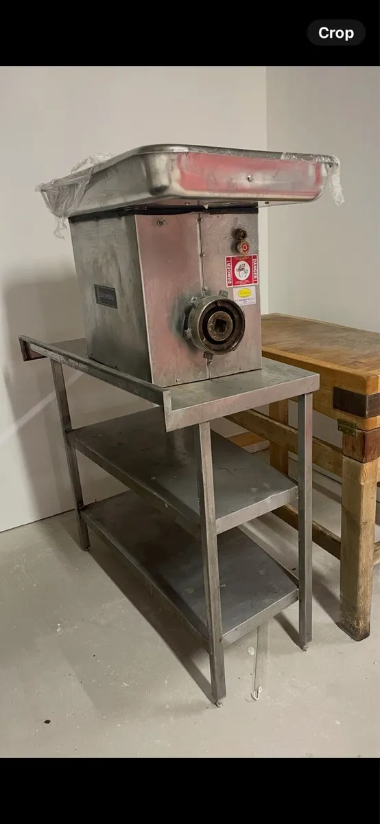 Meat mincer - Image 1