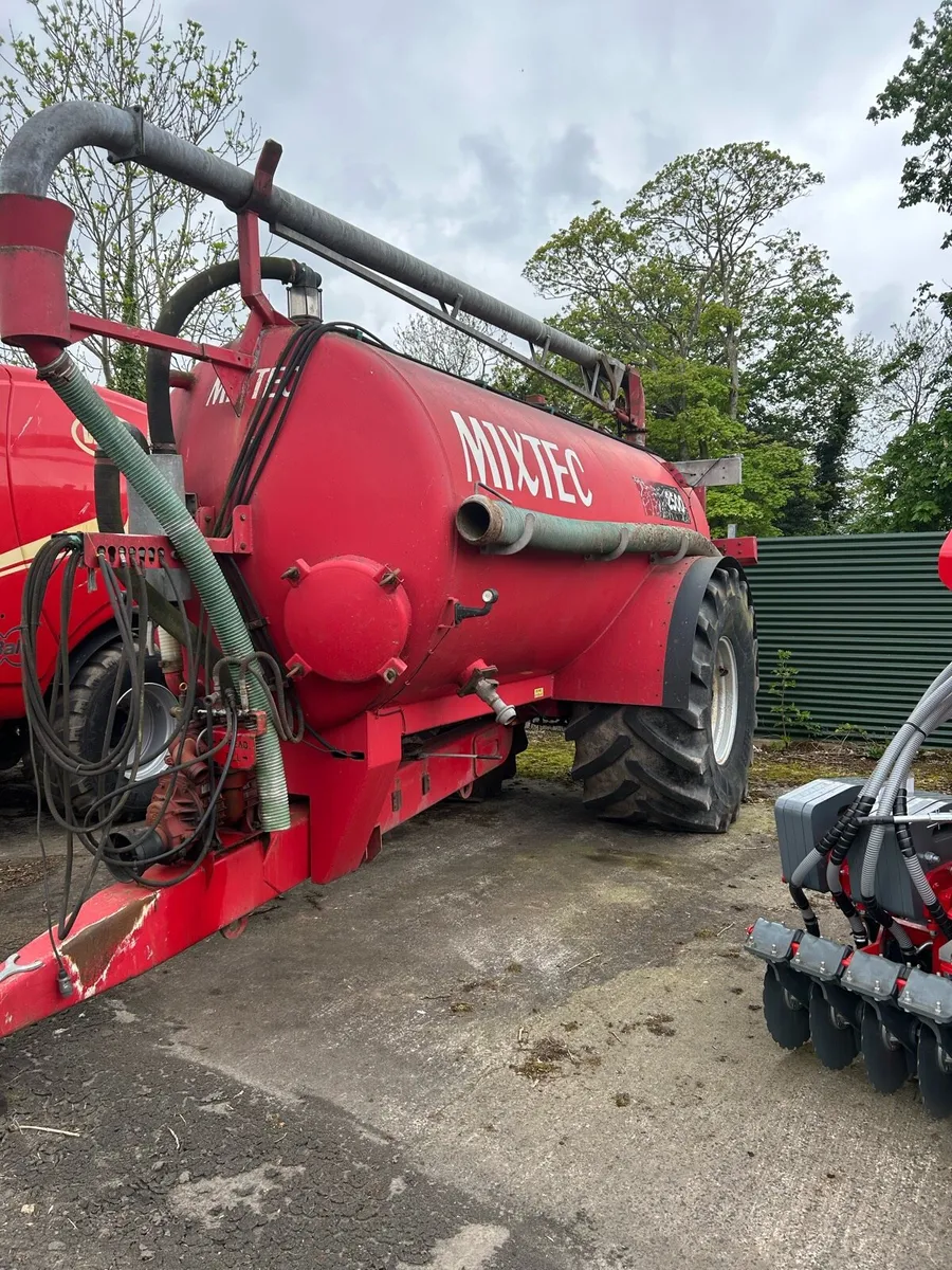 Mixtec slurry tanker - Image 1
