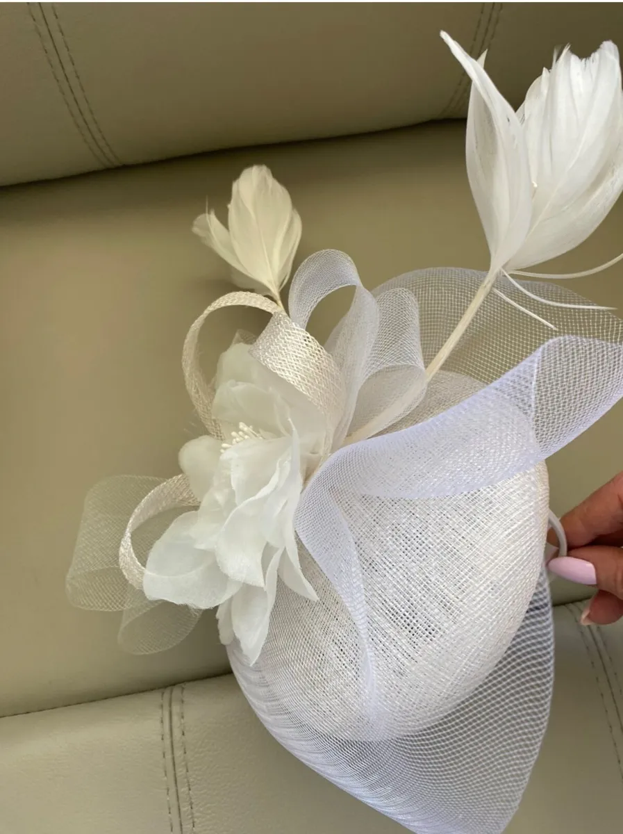 Wedding hat - Image 2