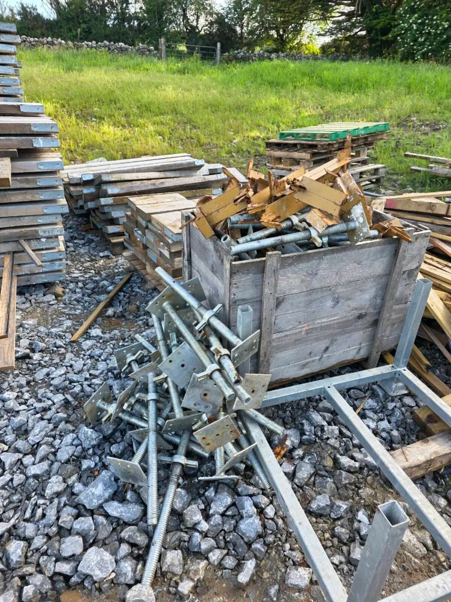 Scaffolding - Image 4