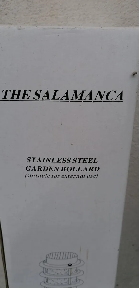 Six Salamanca stainless steel garden lights - Image 1