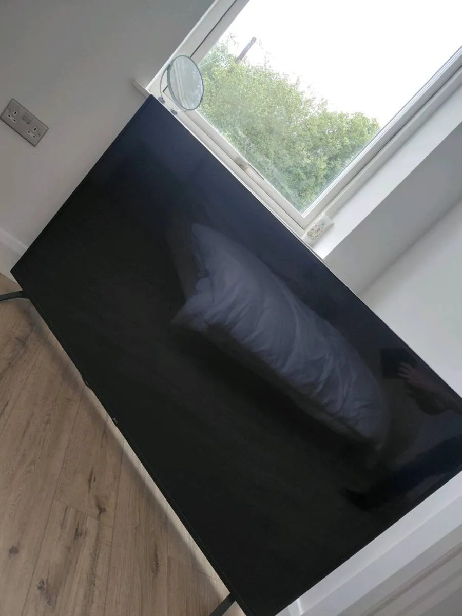 Lg 65inch tv - Image 1