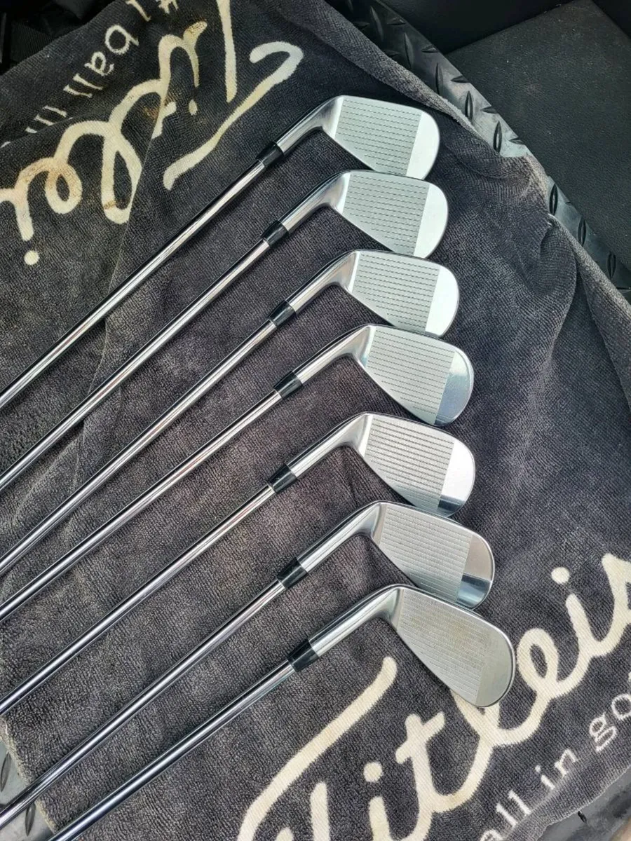 Titleist T200 Irons - Image 3