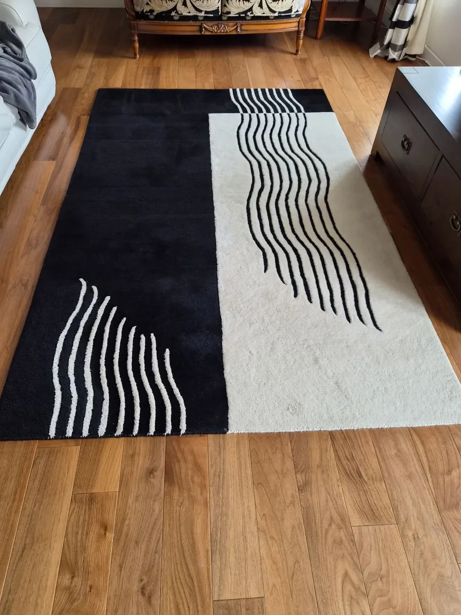 Rug