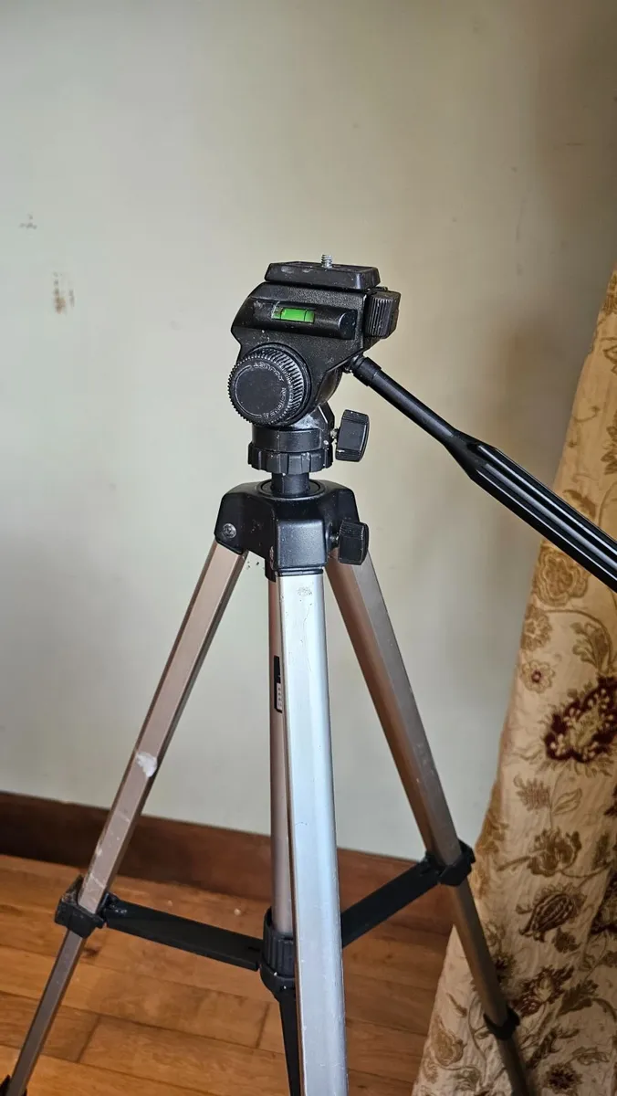 slr camera - Image 2
