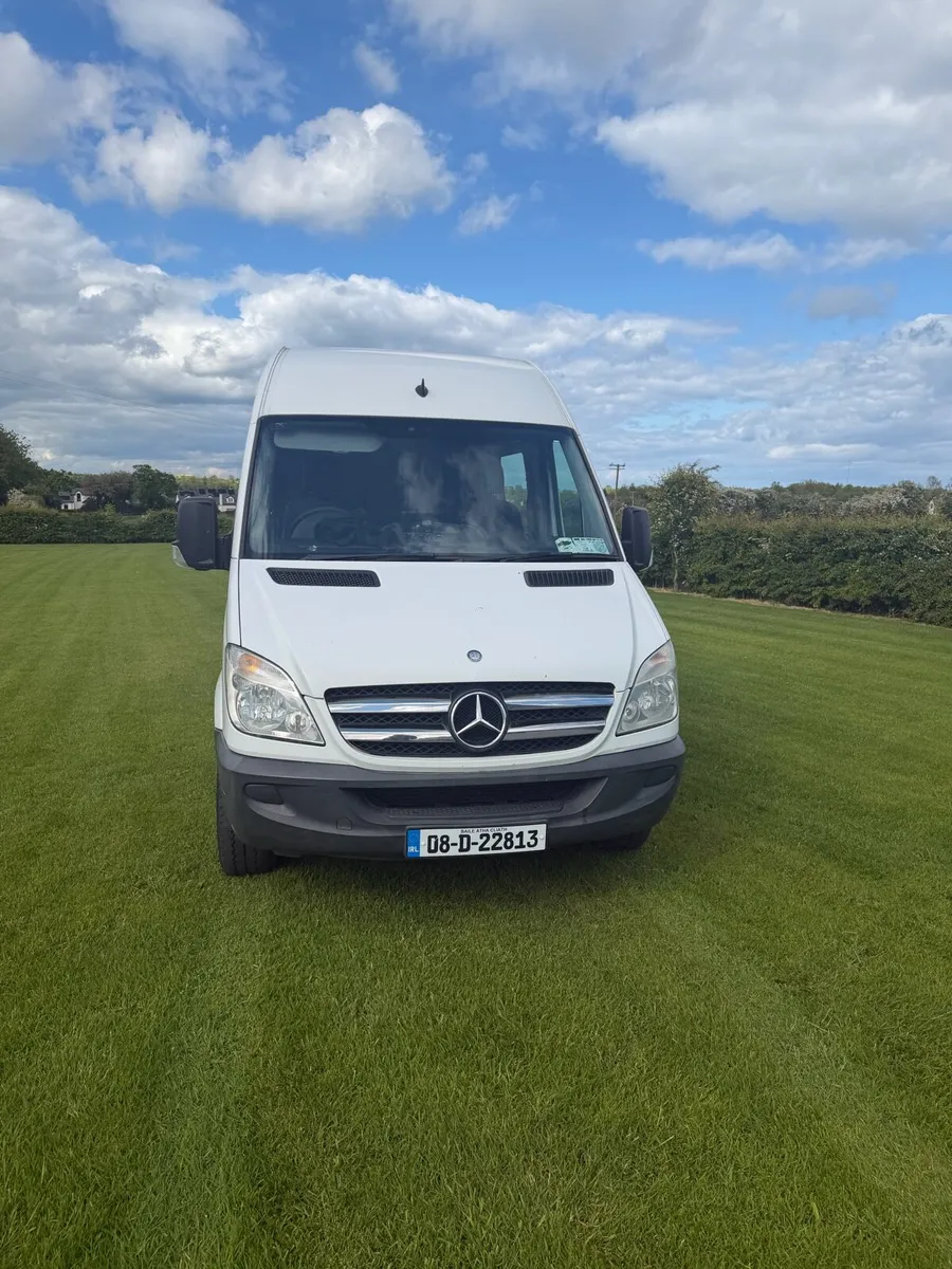 Camper Sprinter Automatic - Image 2