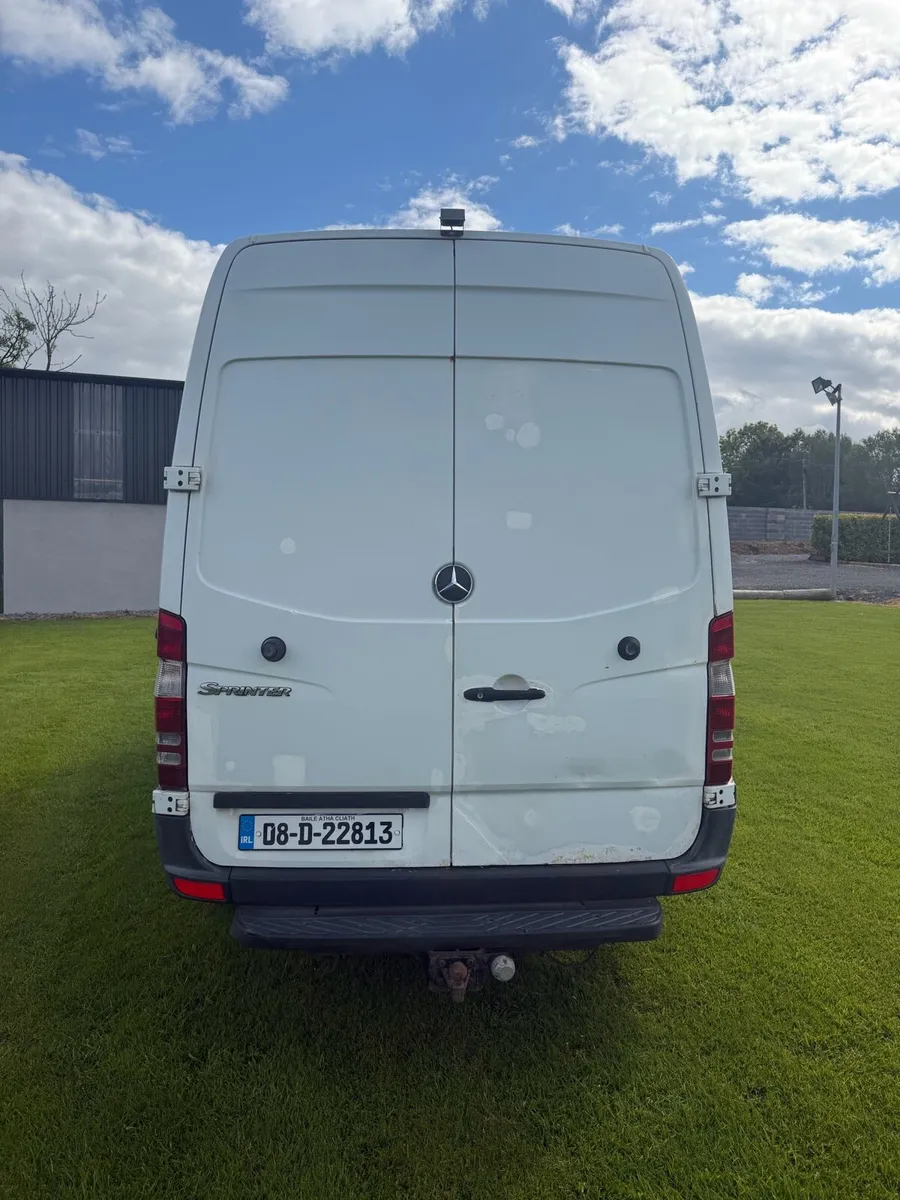 Camper Sprinter Automatic - Image 4