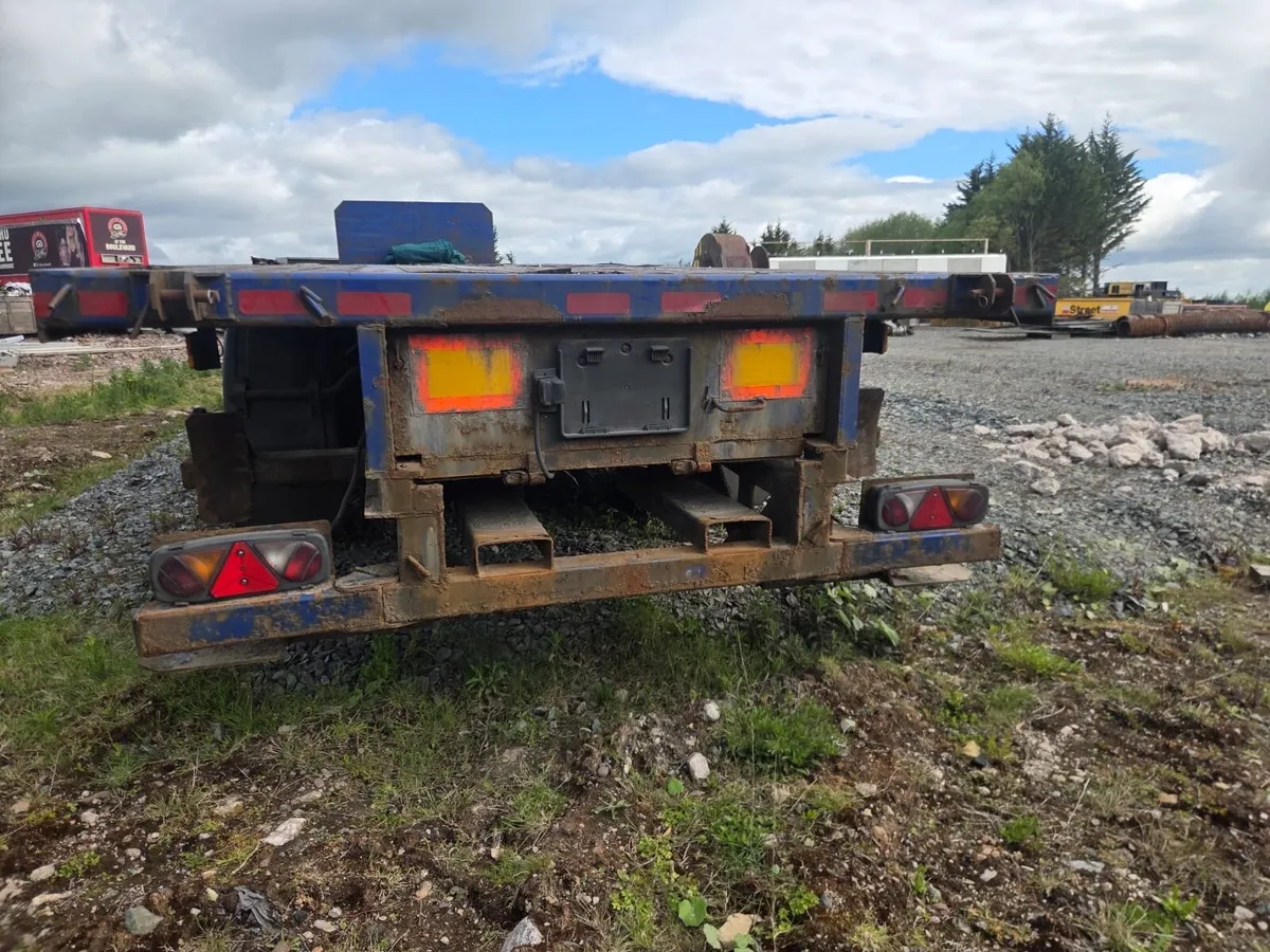 Truck - Image 3