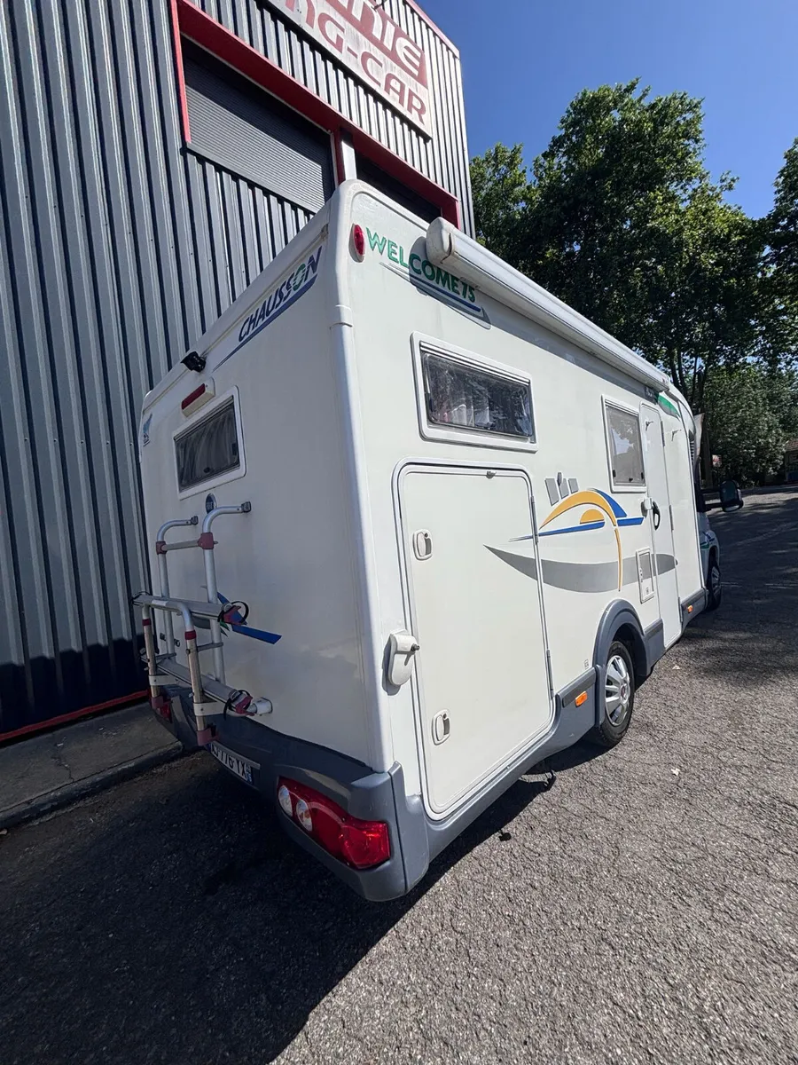 CHAUSSON  LO PROFILE FIXED BED LEFT HAND DRIVE 47k - Image 3