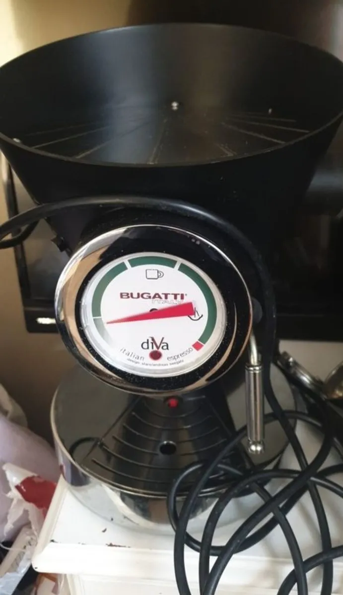 COFFEE MACHINE A CAFE ESPRESSO BUGATTI DIVAQ15 - Image 1