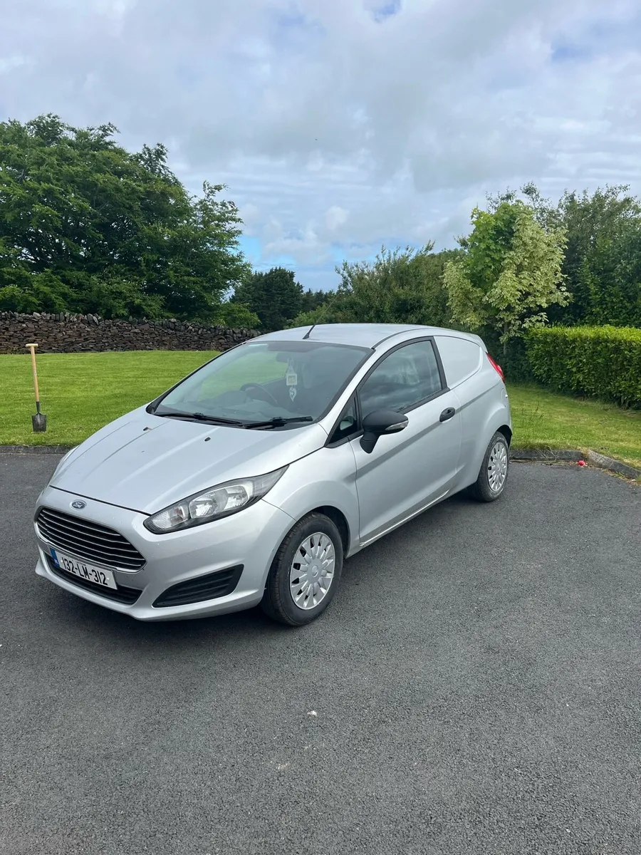 Fiesta Van - Image 4
