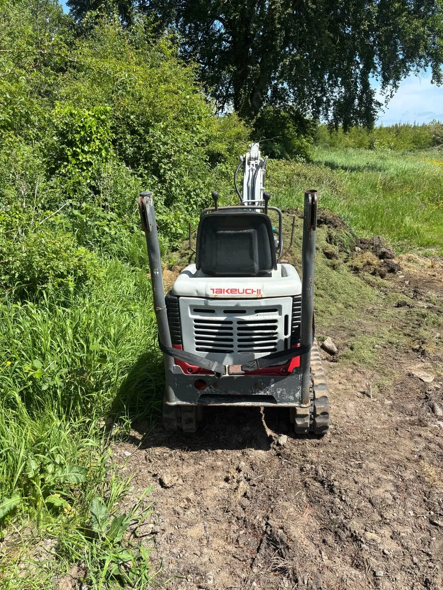 Mini digger - Image 1