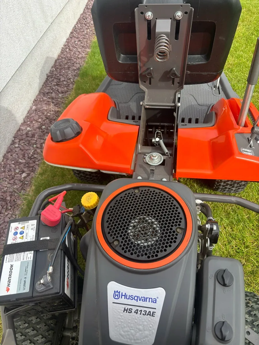 Husqvarna 214 front deck mower - Image 2