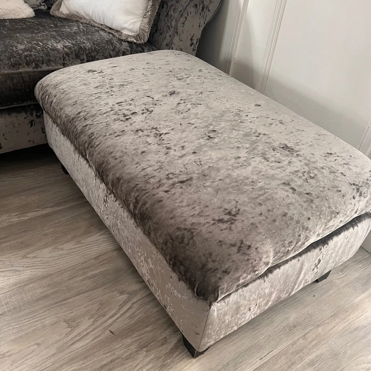 Sofa - Image 4